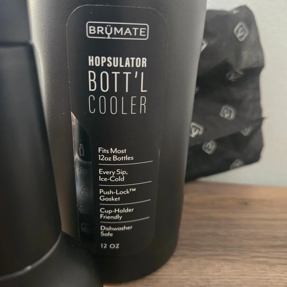 BRUMATE HOPSULATOR Bottle cooler matte black‎ fits most 12OZ bottles